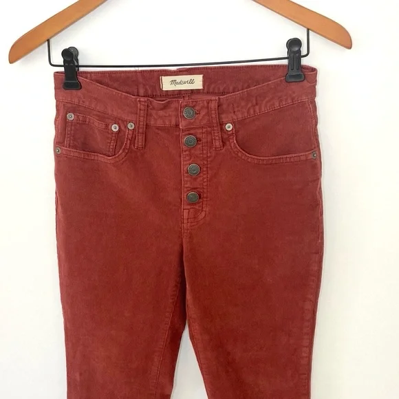 Madewell Cali Demi-Boot Jeans in Corduroy: Button-Front Edition Canterbury Red - Picture 3 of 14